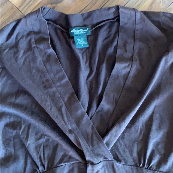 Eddie Bauer brown v-neck top - Picture 2 of 2